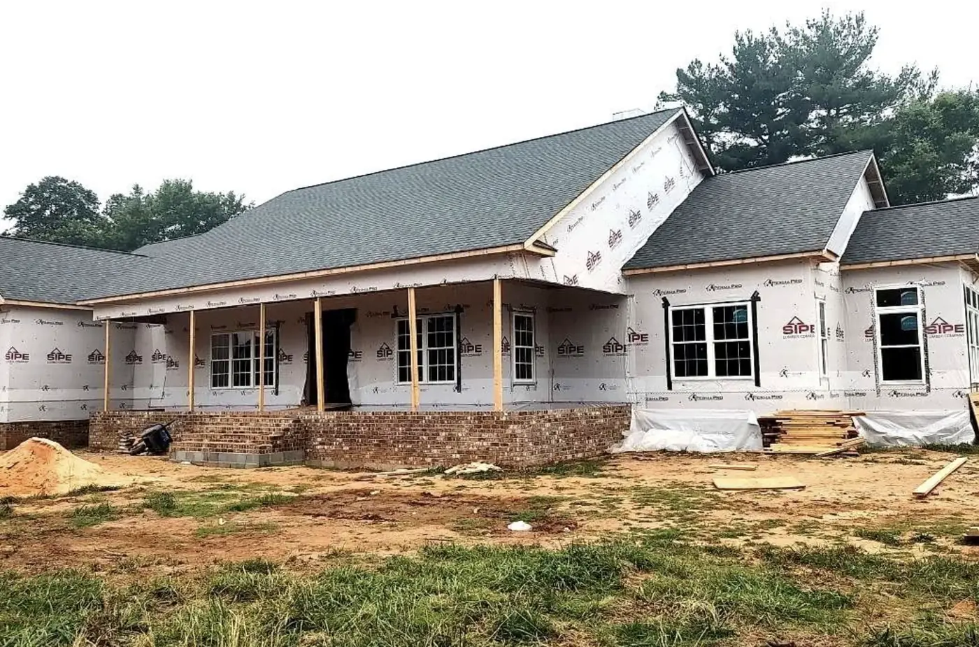 New architectural shingle roof installation by S&S Roofing near Hickory, NC